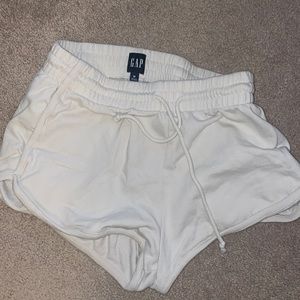 GAP shorts, white/cream, Medium